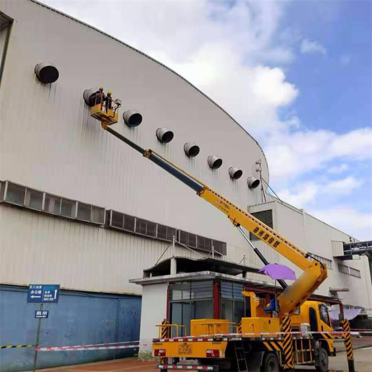 庆元县高空作业车出租服务：专业广告牌安装解决方案